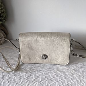 ✨COACH✨ Champagne Shoulder Bag